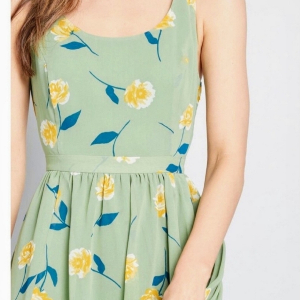 Modcloth Green Sundress Sleeveless Scoop Neck